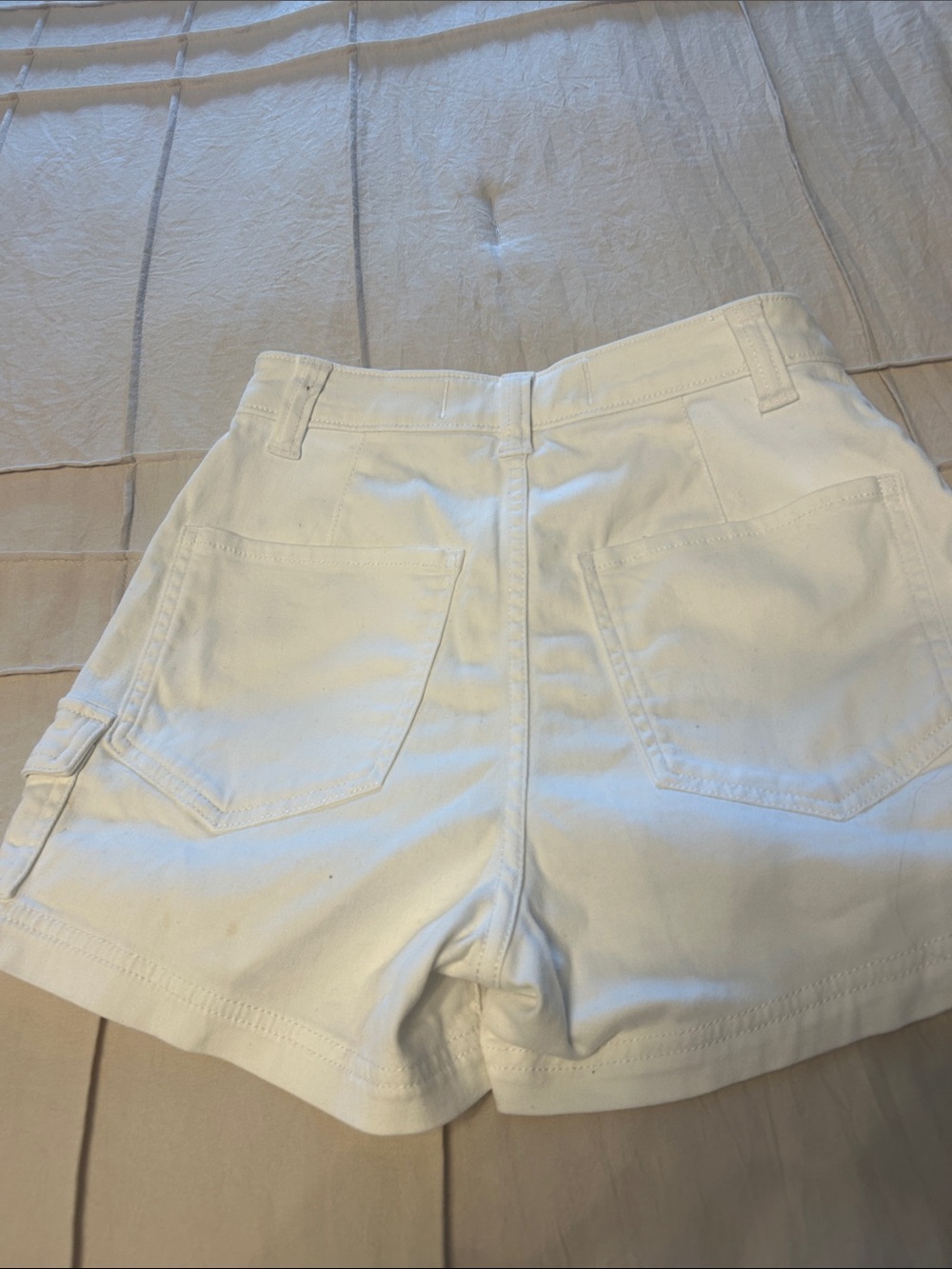 Women’s White Cargo Pocket Shorts - Picture 7 of 7